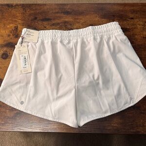 CALIA Run Collection White Mid-Rise Shorts | Size Small | NWT
